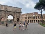 27. Roma. Arco de Constantino y Coliseum.
